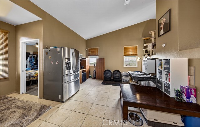 Detail Gallery Image 3 of 17 For 31611 Saddle Ridge, Lake Elsinore,  CA 92532 - 3 Beds | 2 Baths