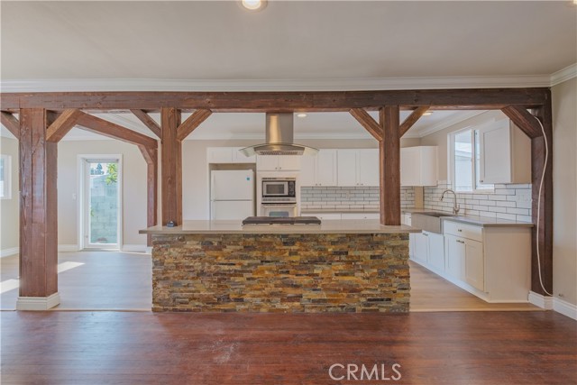 12019 Busiris Ave, Norwalk CA: https://media.crmls.org/medias/253f32b7-322c-4e2f-a77d-7610a3c3e500.jpg