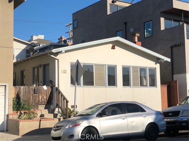 330 Manhattan Avenue, Hermosa Beach, California 90254, 1 Bedroom Bedrooms, ,1 BathroomBathrooms,Residential,Sold,Manhattan,SB22033862