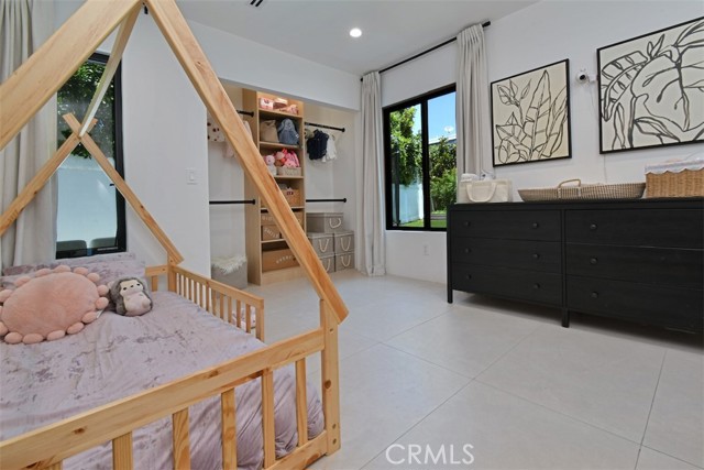 4 Bed Home for Sale in Valley Village, California
