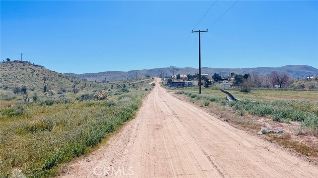 Detail Gallery Image 7 of 15 For 10177 Cerra Vista St, Apple Valley,  CA 92308 - – Beds | – Baths