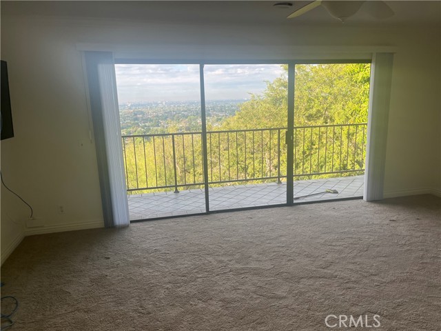 Detail Gallery Image 9 of 26 For 11393 La Vereda Dr, North Tustin,  CA 92705 - 5 Beds | 4/2 Baths