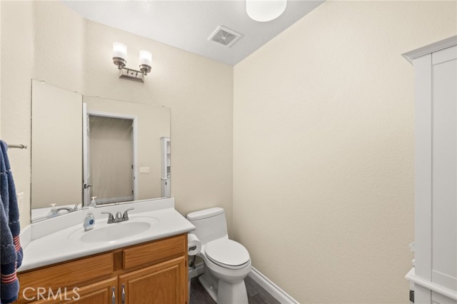 Detail Gallery Image 11 of 73 For 33926 Channel, Temecula,  CA 92592 - 4 Beds | 2/1 Baths