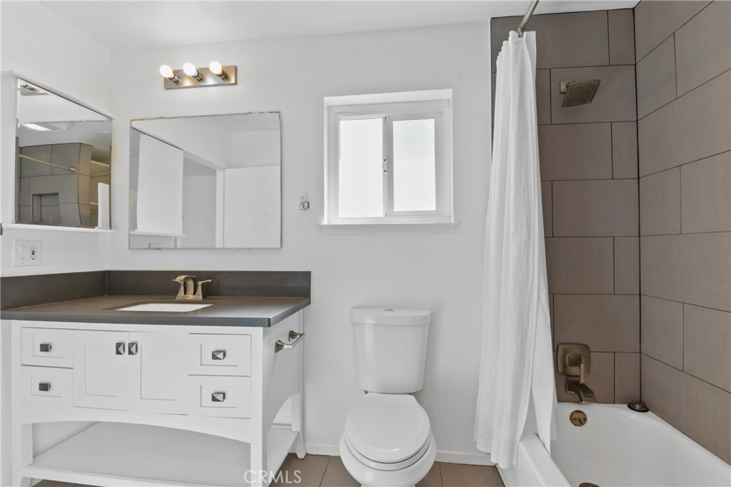 MLS #OC25258751 image #22