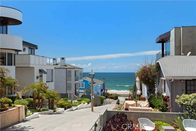 133 16th, Manhattan Beach, California 90266, ,Residential Income,Sold,16th,SB23079698