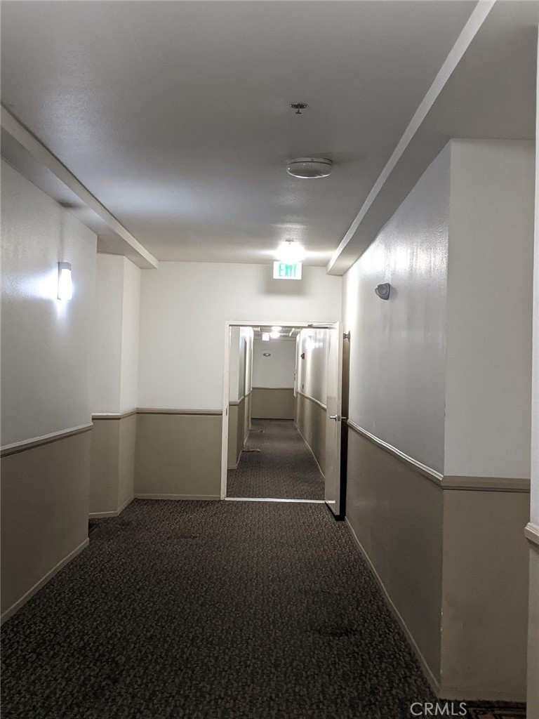 https://media.crmls.org/medias/254397ce-6f98-49d5-8beb-d037fdf462dd.jpg?preset=X-Large