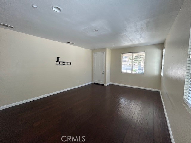 Detail Gallery Image 9 of 42 For 1911 Cefalu Ct, Riverside,  CA 92507 - 5 Beds | 2/1 Baths