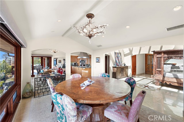 Detail Gallery Image 13 of 39 For 612 Allview Pl, Laguna Beach,  CA 92651 - 3 Beds | 3/1 Baths