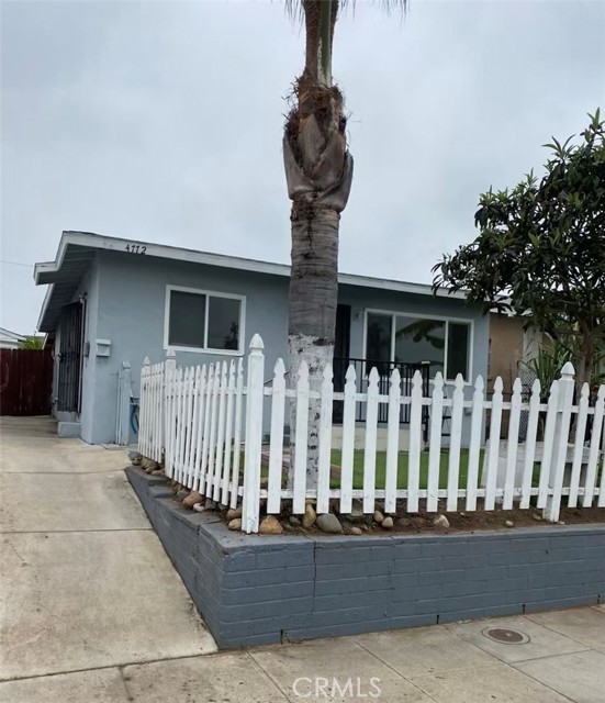 4772 Dwight Street, San Diego CA: https://media.crmls.org/medias/254532da-9580-4d37-b51c-e6121187c1c7.jpg