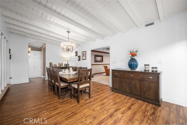 Detail Gallery Image 10 of 51 For 2813 Albury Ave, Long Beach,  CA 90815 - 3 Beds | 2 Baths