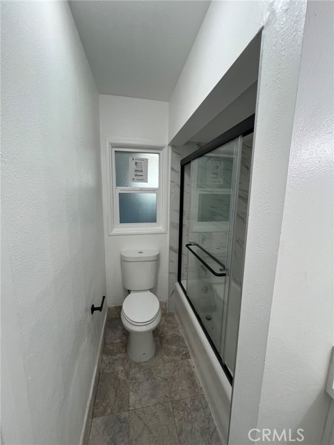 Detail Gallery Image 23 of 53 For 1919 W 82nd St, Los Angeles,  CA 90047 - 3 Beds | 2/1 Baths