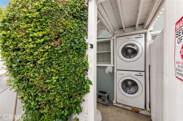 2468 Silverstrand Avenue, Hermosa Beach CA: https://media.crmls.org/medias/254779e4-f154-4973-b309-6b7e14dbf75b.jpg