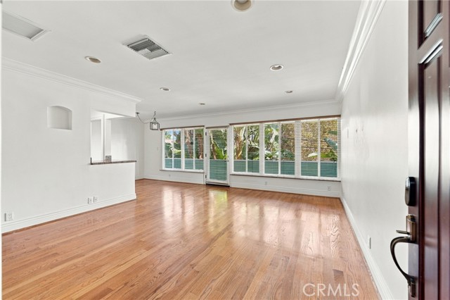 14934 Dickens ST Unit: 12A