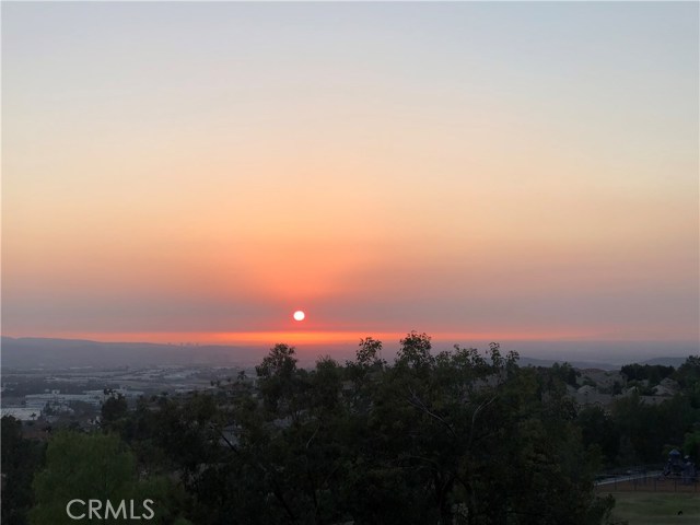 Detail Gallery Image 5 of 29 For 19525 Dorado Dr, Lake Forest,  CA 92679 - 3 Beds | 2/1 Baths