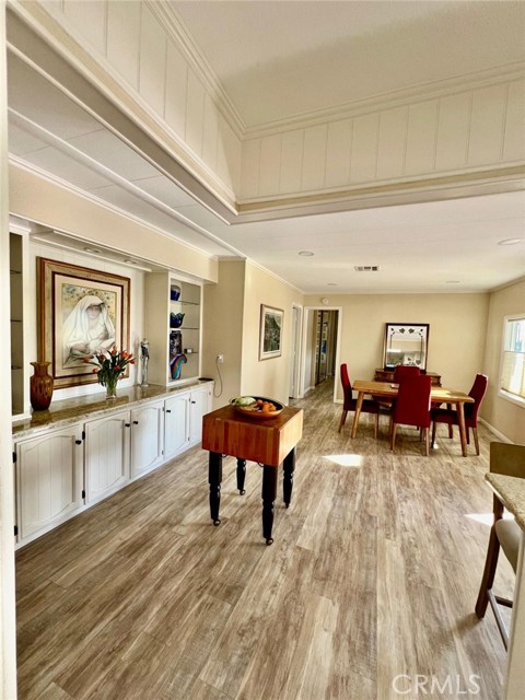 Image 19 of 45 For 215 Clearlake Circle 215