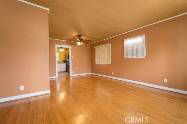 582 E 67th, Inglewood CA: https://media.crmls.org/medias/254a4e1b-a7be-45b4-af27-32fa634e9f70.jpg