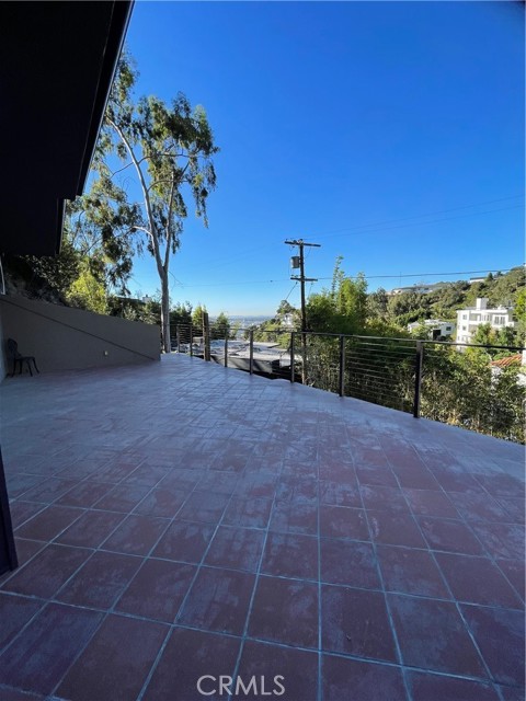 Detail Gallery Image 9 of 17 For 8655 Hillside, Los Angeles,  CA 90069 - 4 Beds | 4 Baths