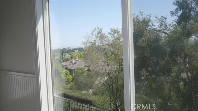 26 Trail Canyon Drive, Aliso Viejo CA: https://media.crmls.org/medias/254d16ae-2f63-48b8-9cff-e80804301375.jpg
