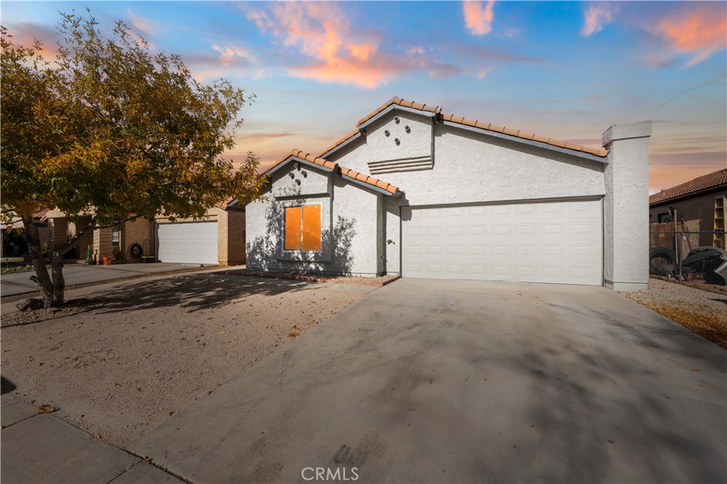 254D8506 7E6F 4C1F 99F5 2C67A7345E0E 3635 E Avenue R11, Palmdale, Ca 93550 &Lt;Span Style='BackgroundColor:transparent;Padding:0Px;'&Gt; &Lt;Small&Gt; &Lt;I&Gt; &Lt;/I&Gt; &Lt;/Small&Gt;&Lt;/Span&Gt;