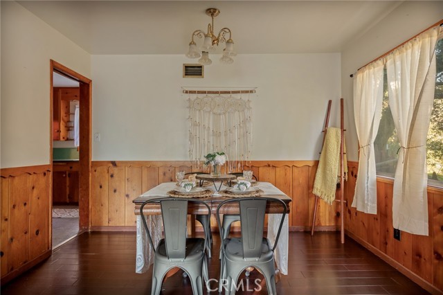 Detail Gallery Image 14 of 48 For 720 Rocky, Crestline,  CA 92325 - 3 Beds | 2 Baths