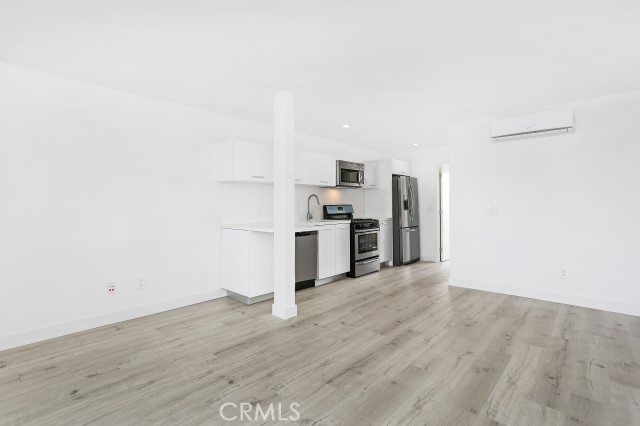 6745 Laurel Canyon #105