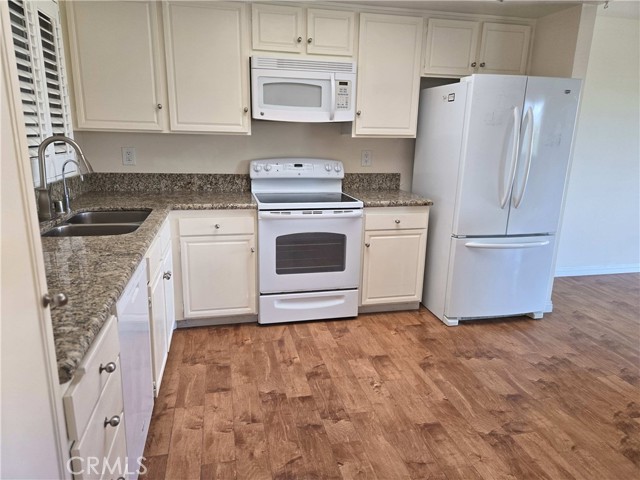 Detail Gallery Image 3 of 20 For 4025 Calle Sonora Este 3c,  Laguna Woods,  CA 92637 - 2 Beds | 2 Baths