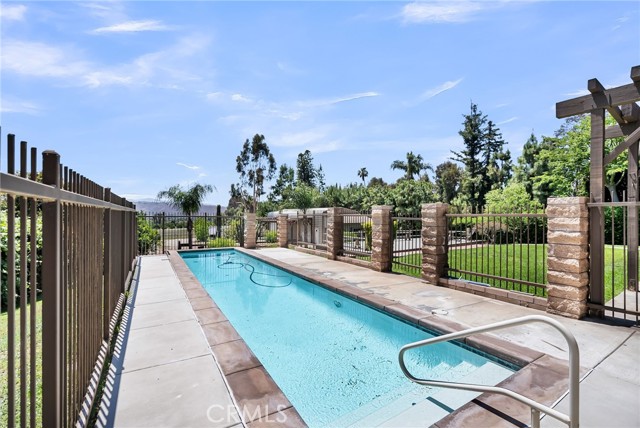 2886 Mcallister Street, Riverside CA: https://media.crmls.org/medias/25501b1d-3c38-43de-ab68-a0ea97350eb1.jpg