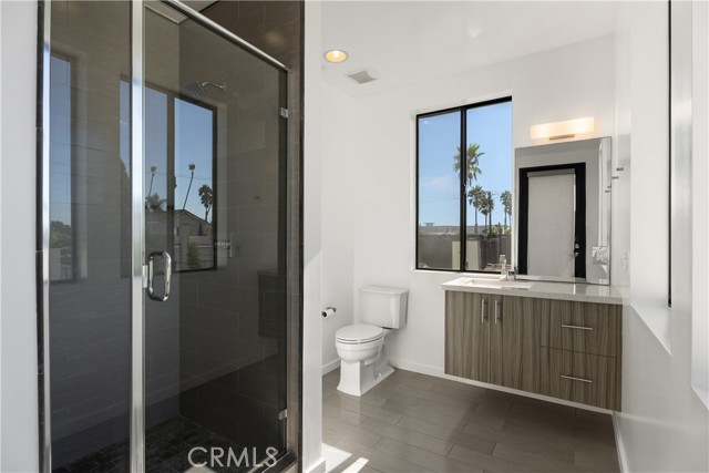 Detail Gallery Image 33 of 34 For 309 6th St, Huntington Beach,  CA 92648 - 3 Beds | 4 Baths