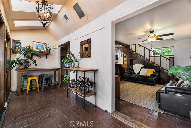 2382 Faber st, Durham CA: https://media.crmls.org/medias/2552b017-c42c-4fc0-ac1e-3437d39ff5f2.jpg