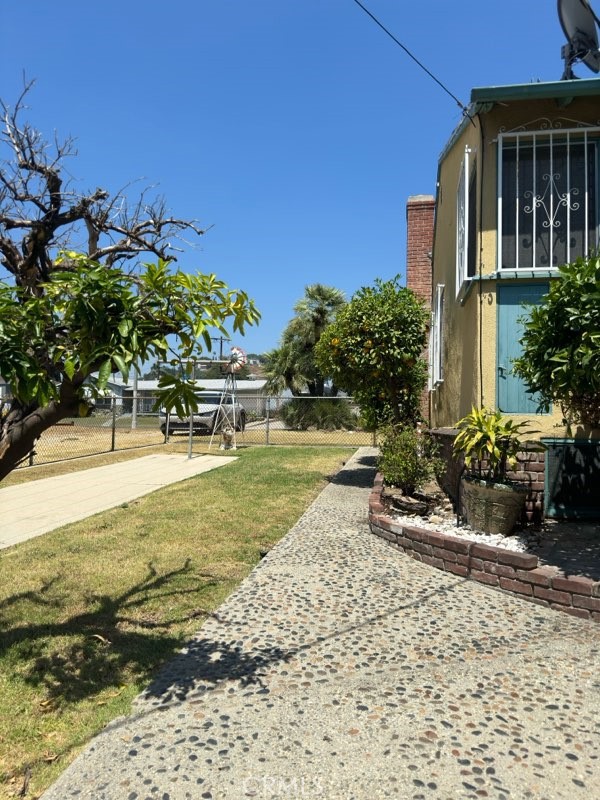 2075 Mcpherson Avenue, Los Angeles, California 90032, 3 Bedrooms Bedrooms, ,1 BathroomBathrooms,Single Family Residence,For Sale,Mcpherson,OC24149978