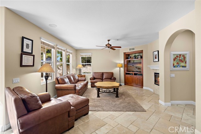 Detail Gallery Image 14 of 57 For 6336 Camino Marinero, San Clemente,  CA 92673 - 5 Beds | 3 Baths