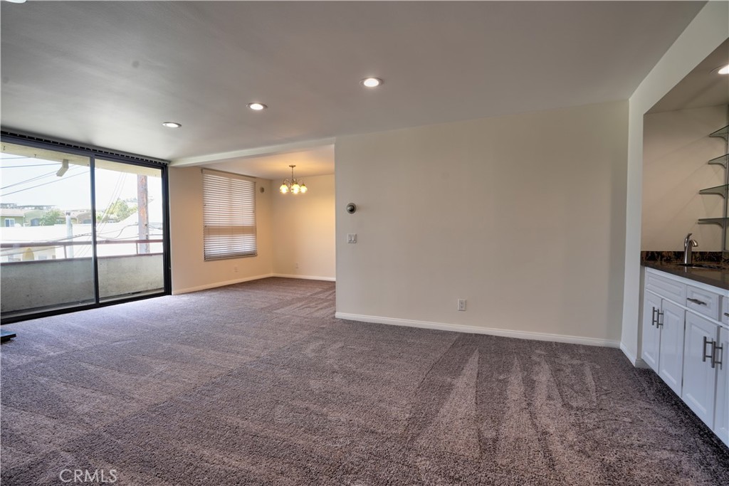 MLS #OC25238308 image #24