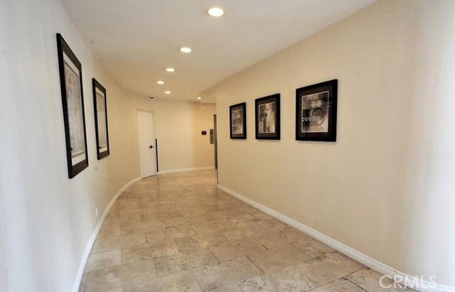 Detail Gallery Image 27 of 27 For 10645 Wilshire Bld #201,  Los Angeles,  CA 90024 - 2 Beds | 2 Baths