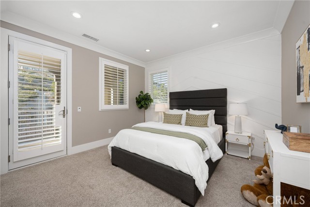 20436 W Liverpool Way, Porter Ranch CA: https://media.crmls.org/medias/2555db3a-2b98-42ff-9f5e-8d9490b8a992.jpg