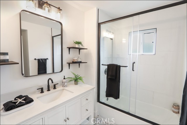 Detail Gallery Image 26 of 41 For 2153 W 111th, Los Angeles,  CA 90047 - 4 Beds | 2 Baths