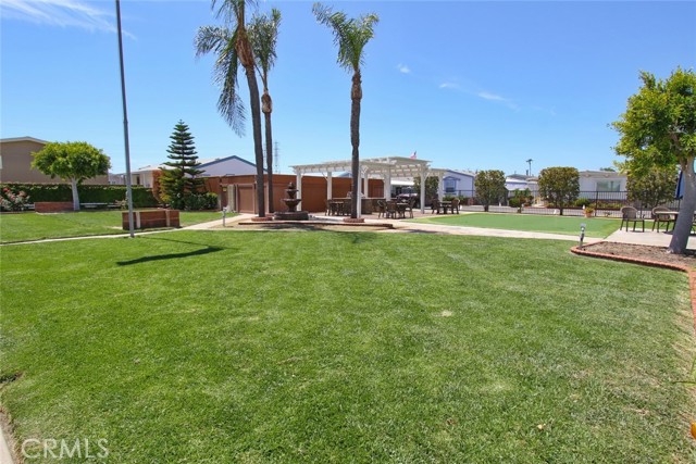 Detail Gallery Image 35 of 51 For 9850 Garfield #35,  Huntington Beach,  CA 92646 - 3 Beds | 2 Baths