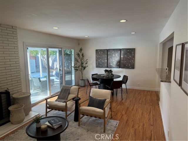 Detail Gallery Image 13 of 21 For 2437 Fordham, Costa Mesa,  CA 92626 - 3 Beds | 2 Baths