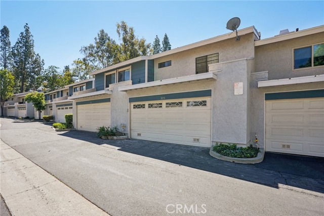 Detail Gallery Image 2 of 24 For 3816 Sycamore St, West Covina,  CA 91792 - 2 Beds | 2 Baths