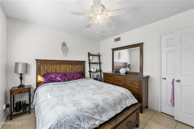 Detail Gallery Image 24 of 30 For 38609 Glenraven, Palmdale,  CA 93550 - 3 Beds | 2 Baths