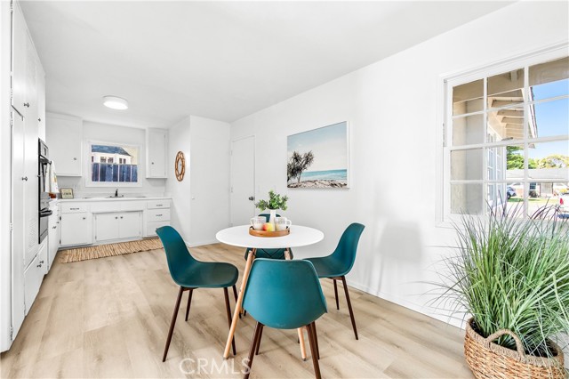 16271 Fairway Lane, Huntington Beach CA: https://media.crmls.org/medias/2557b730-a411-4373-ad03-52d6bc5ad363.jpg
