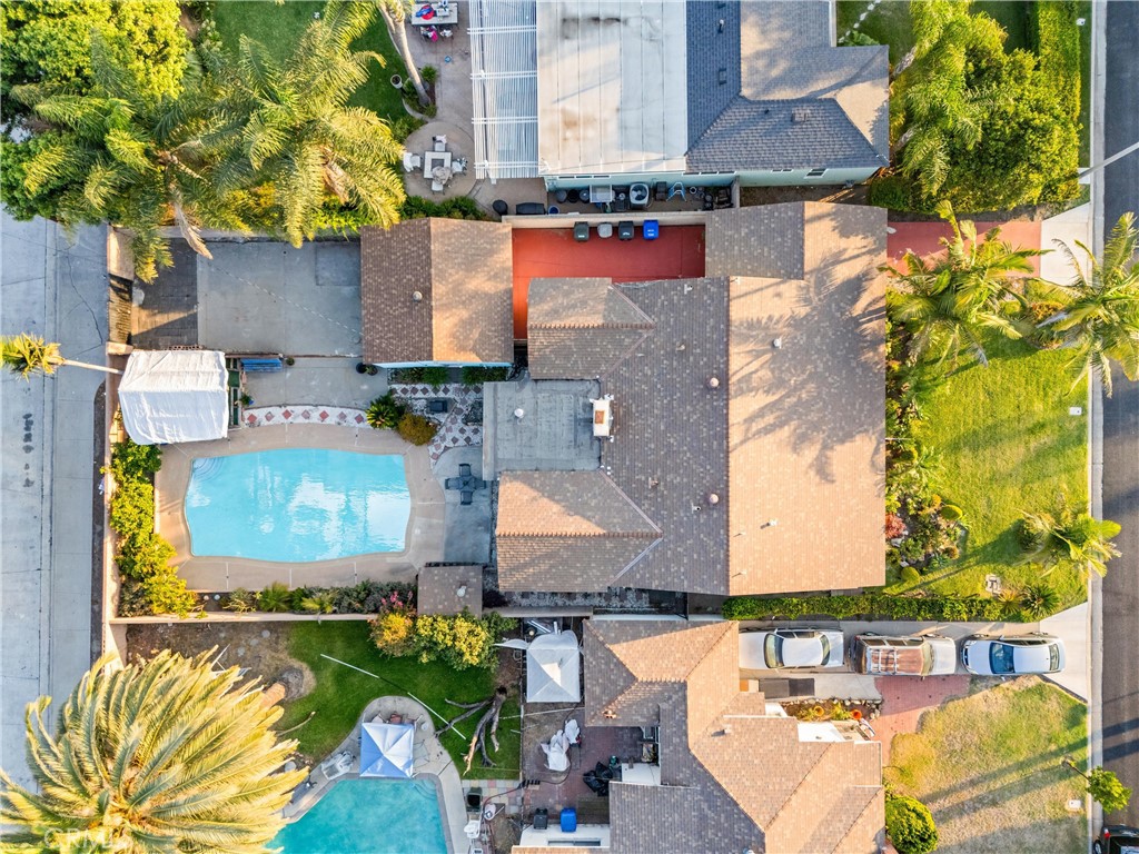 https://media.crmls.org/medias/2557c813-df9a-47d8-8046-98b3f2f95e90.jpg?preset=X-Large