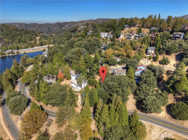 Detail Gallery Image 10 of 14 For 428 Delle Dr, Crestline,  CA 92325 - – Beds | – Baths