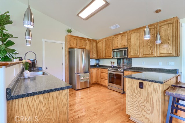Detail Gallery Image 13 of 61 For 6097 Sherlock Rd, Midpines,  CA 95345 - 3 Beds | 2 Baths