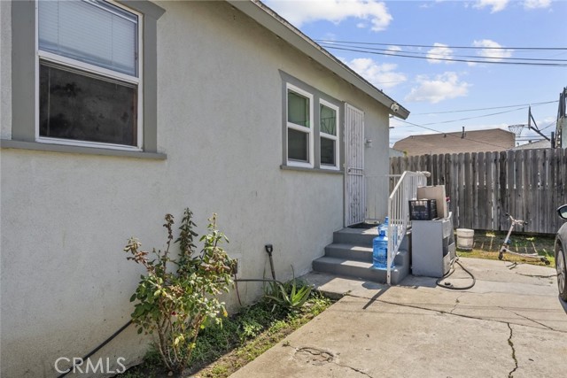 1548 W 84th Street, Los Angeles CA: https://media.crmls.org/medias/255a381b-763d-4388-b594-7f39cb4f20b3.jpg