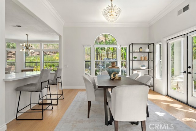 Detail Gallery Image 17 of 75 For 27153 Woodbluff Rd, Laguna Hills,  CA 92653 - 5 Beds | 4/1 Baths