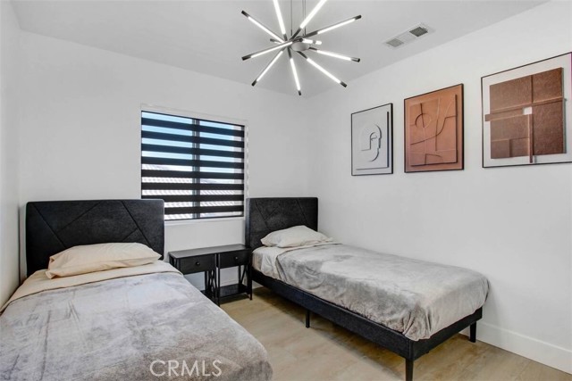 Detail Gallery Image 9 of 47 For 43955 Campo Pl, Indio,  CA 92203 - 6 Beds | 2/1 Baths