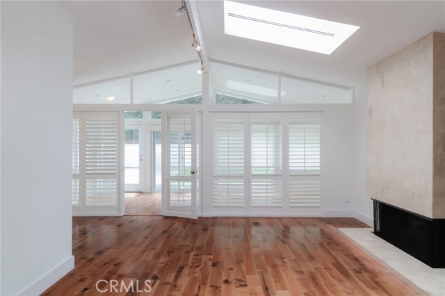 439 S Prospect Avenue, Manhattan Beach CA: https://media.crmls.org/medias/255d0837-5336-481f-9ad8-87c80516efa2.jpg