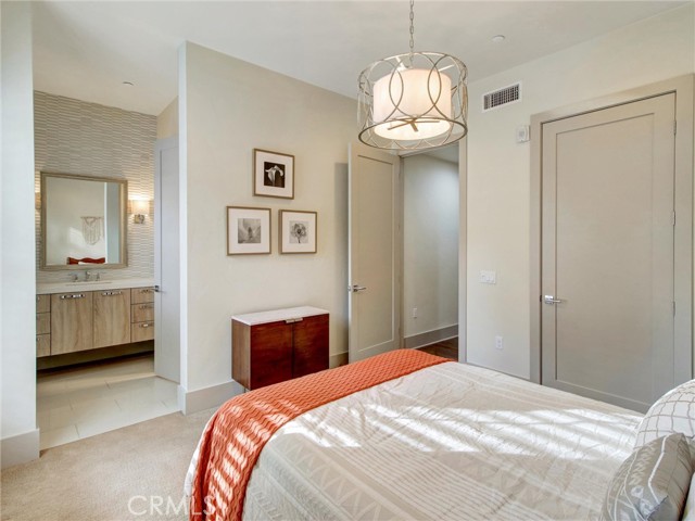 Detail Gallery Image 27 of 75 For 112 S Orange Grove Bld #109,  Pasadena,  CA 91105 - 3 Beds | 3/1 Baths