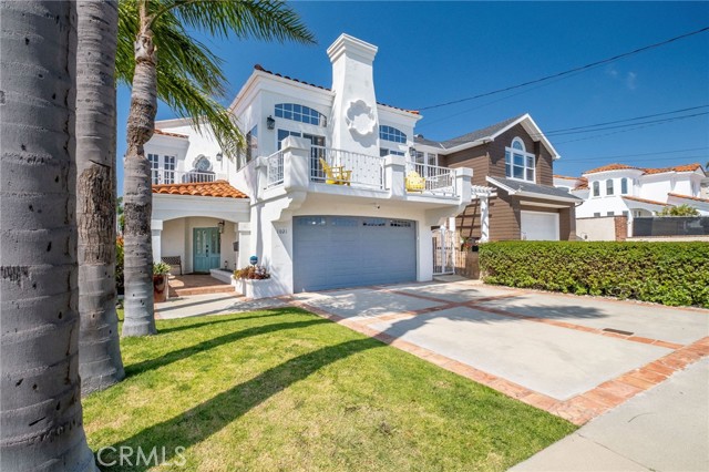 1021 Avenue D, Redondo Beach, California 90277, 4 Bedrooms Bedrooms, 0 ,2 BathroomsBathrooms,Residential,For Sale,Avenue D,0,SB26127548