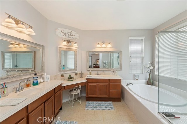 Detail Gallery Image 31 of 44 For 6686 Ashford Mill Ct, Corona,  CA 92880 - 4 Beds | 4 Baths
